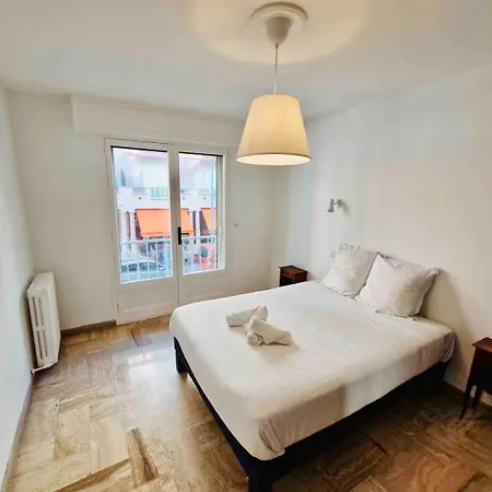 Apartament T3 Lumineux - 6 Pers - Hypercentre - Climatise - Gare Sncf A 200 M - Parking Prive - A 100 M